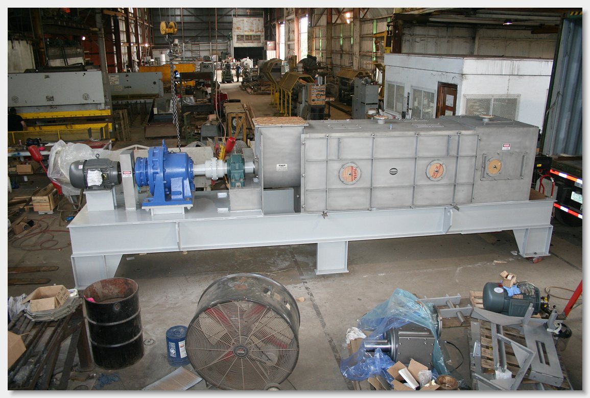 VP-22 Screw Press with Feet