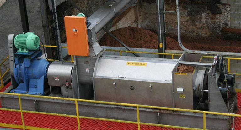 Dewatering screw press installation